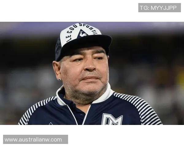 马拉多纳：传奇世纪之球